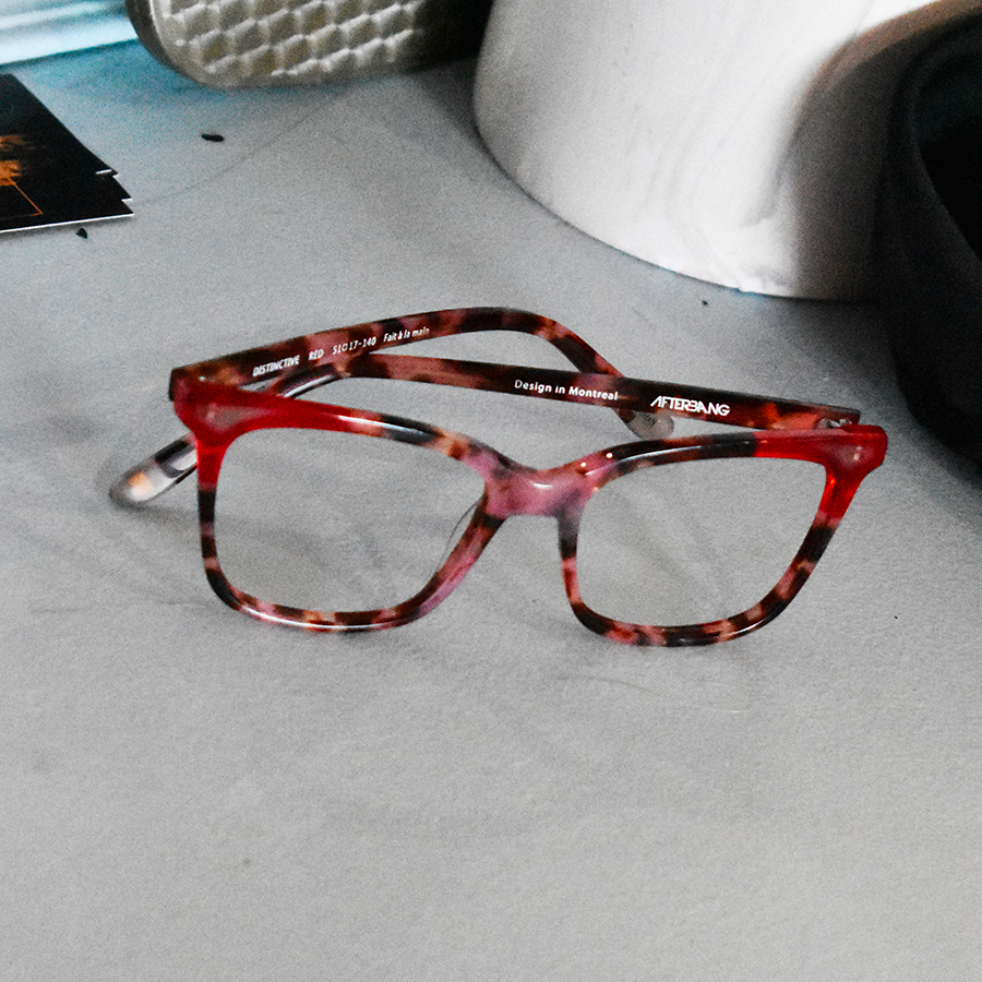 Funky frames are the best marketing!